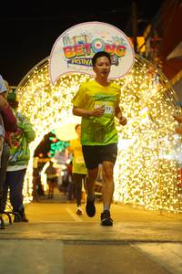 BIB: 177
                            <button type="button" onclick="openModal(21832077)" class="btn btn-primary btn-sm float-right btn-popup" data-toggle="modal" data-target=".modal-high-quality">
                        <i class="fas fa-shopping-cart"></i> Add to Cart
                    </button>
                                            <button type="button" onclick="isThisMe(21832077, true)" class="btn btn-success btn-sm float-right btn-popup btn-isme hidden" data-toggle="tooltip" data-placement="bottom" title="นี่คือรูปของคุณใช่ไหม คลิกที่นี่เพื่อเอาเข้าอัลบั้ม">
                        <i class="fas fa-plus"></i> Add to album
                    </button>
                    <button type="button" onclick="isThisMe(21832077, false)" class="btn btn-warning btn-sm float-right btn-popup btn-isnotme hidden">
                        <i class="fas fa-ban"></i> Remove from album
                    </button>